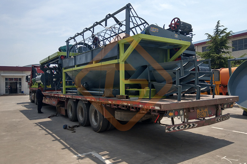 南客户有机肥设备发?jpg